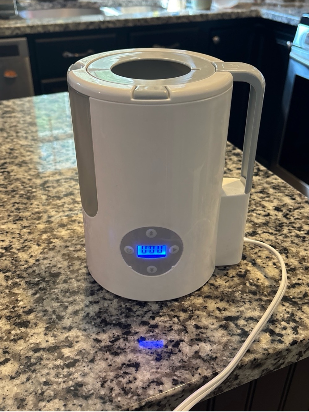 Munchkin Digital Bottle Warmer Memory Timer Heat in 2 Minutes White Tested Works